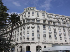 PALAIS MIRAMAR 65 BD DE LA CROISETTE CANNES